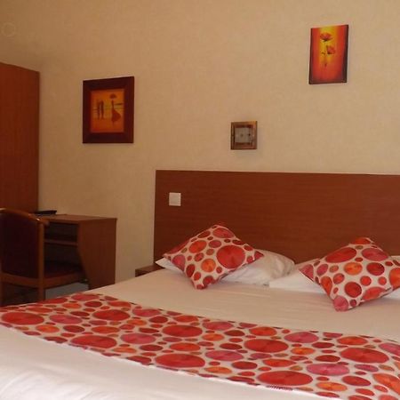 Hotel De La Place Des Alpes Paris Ngoại thất bức ảnh