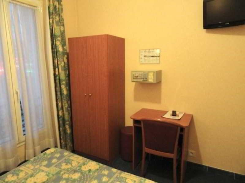 Hotel De La Place Des Alpes Paris Ngoại thất bức ảnh