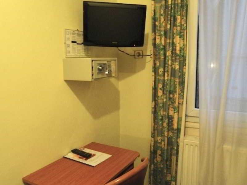 Hotel De La Place Des Alpes Paris Ngoại thất bức ảnh