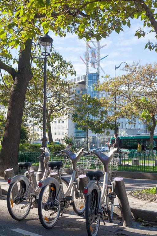 Hotel De La Place Des Alpes Paris Ngoại thất bức ảnh