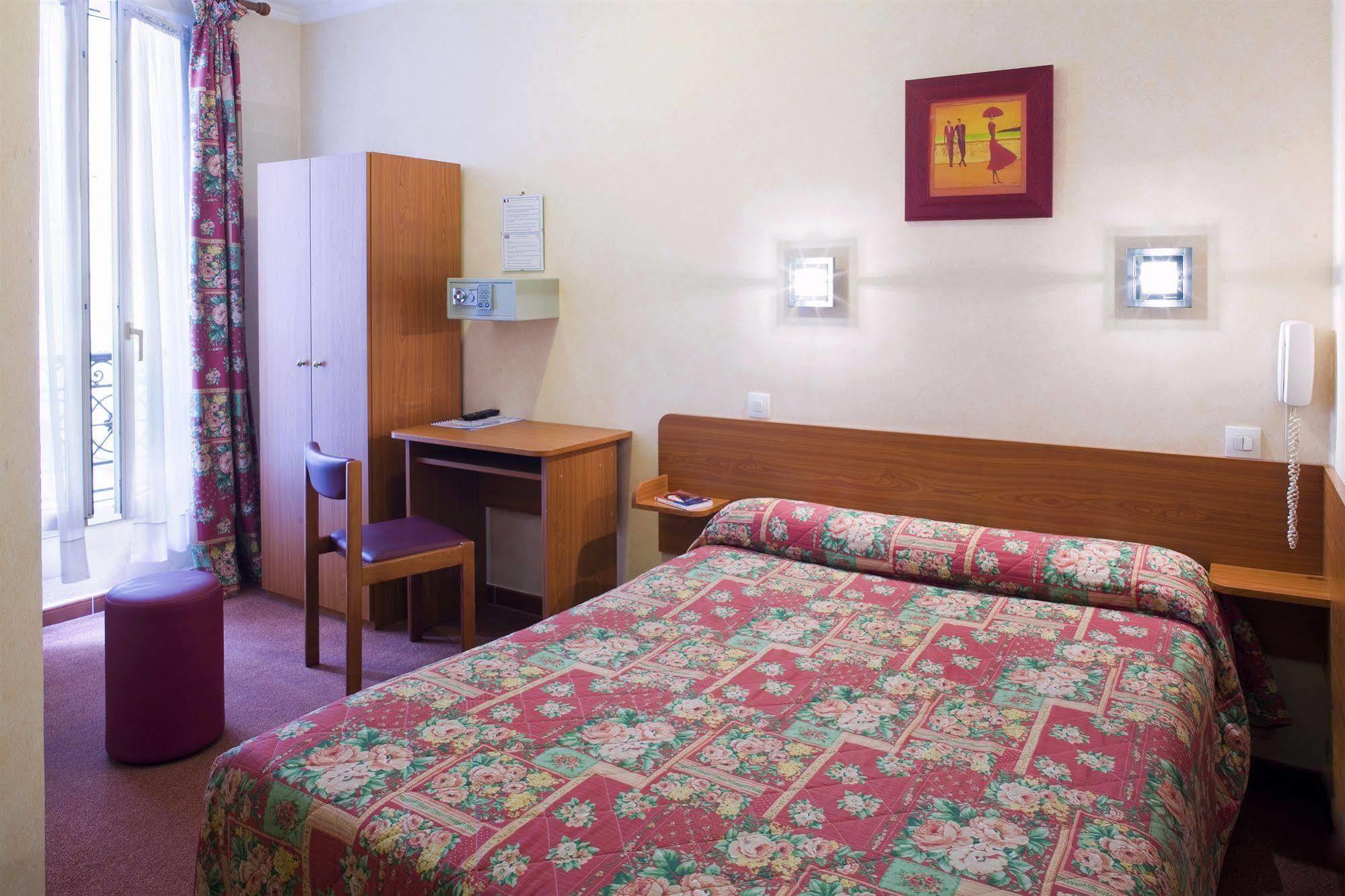 Hotel De La Place Des Alpes Paris Ngoại thất bức ảnh